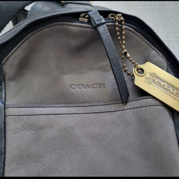Coach Sling Bag - Picture 11 of 12